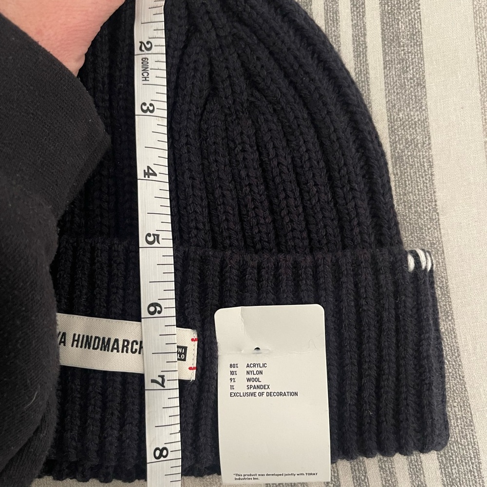 Anya Hindmarch beanie Uniqlo heattech wool blend unisex hat - Picture 4 of 5